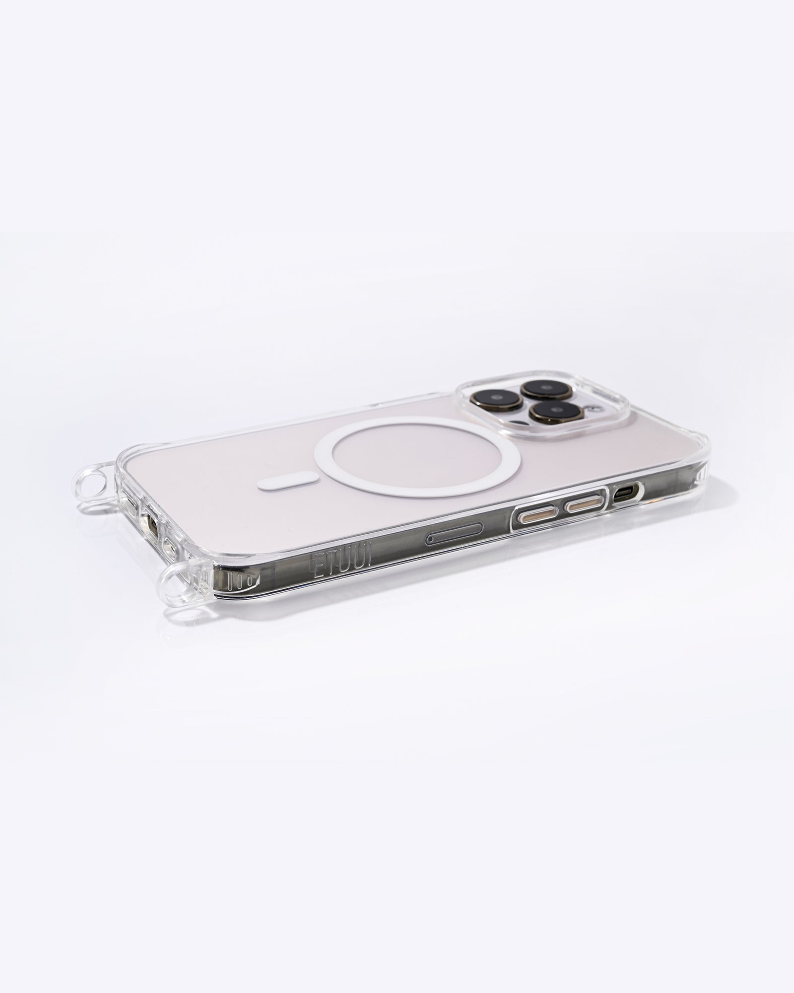 Clear Case with eyelets MagSafe white