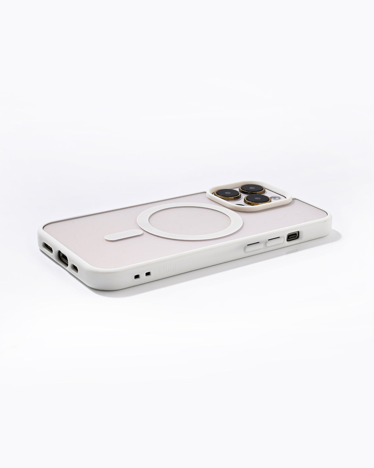 Clear Case without eyelets MAG SAFE white
