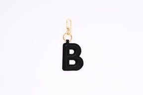 Puffer Letter Charms Schwarz